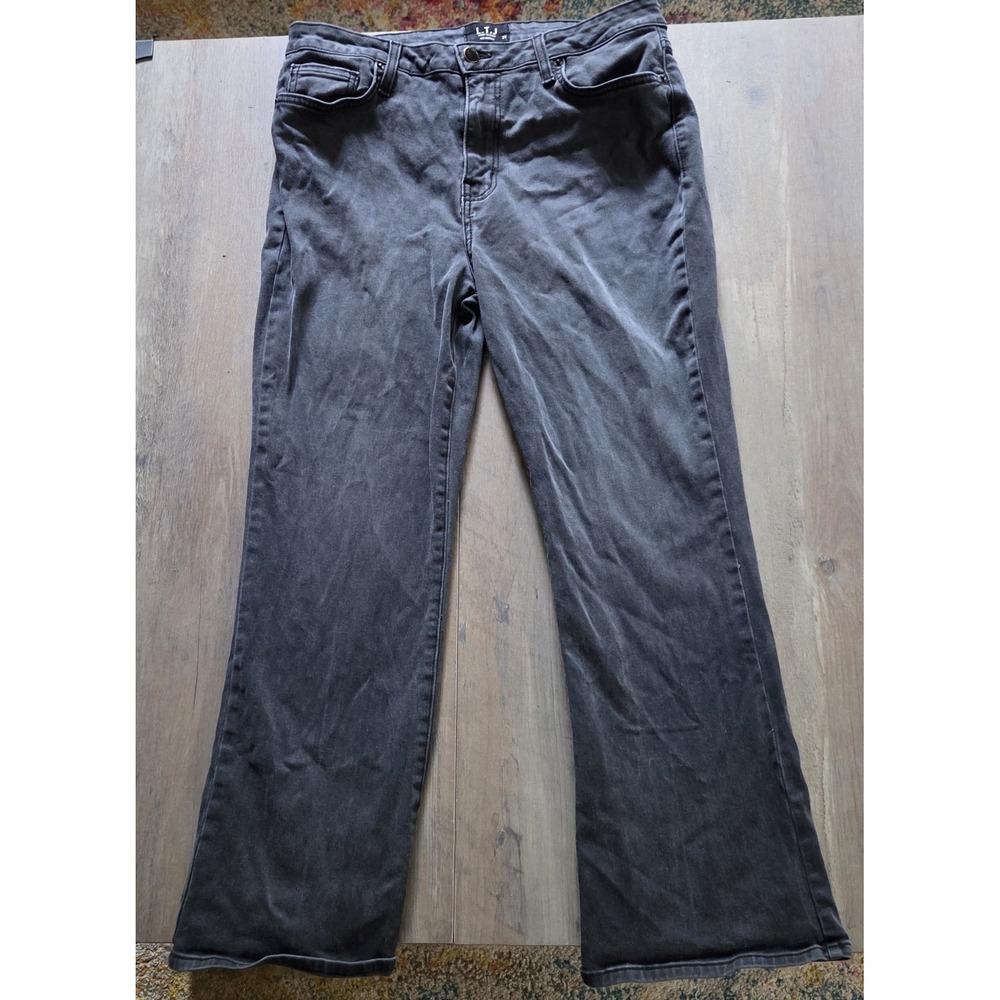 L.T.J. Letters To Juliet Los Angeles Black Wash Bootcut Womens Jeans Size 31